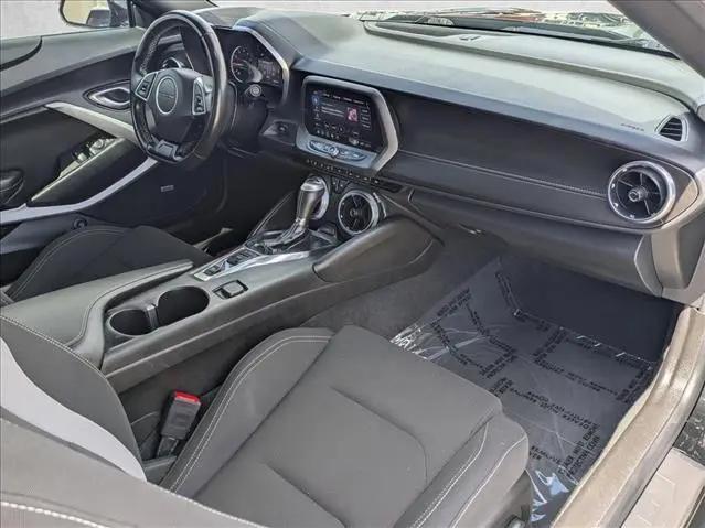 2022 Chevrolet Camaro RWD Convertible 1LT