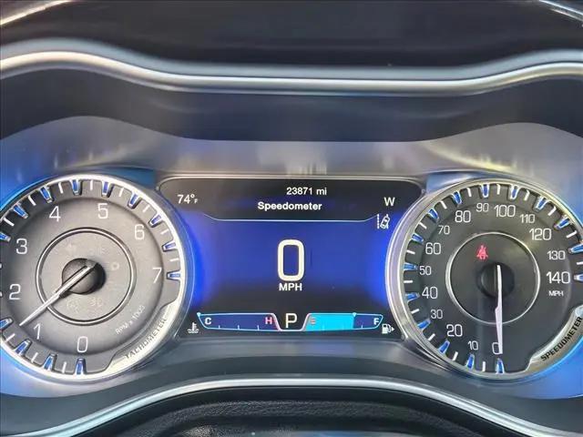 2016 Chrysler 200 C