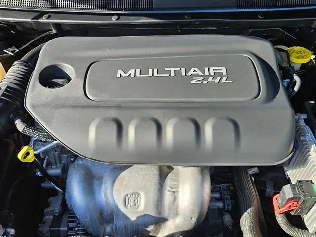 2016 Chrysler 200 C