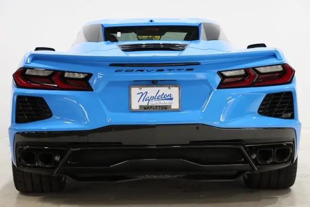 2025 Chevrolet Corvette Stingray RWD Convertible 2LT