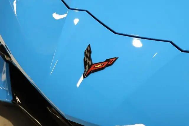 2025 Chevrolet Corvette Stingray RWD Convertible 2LT
