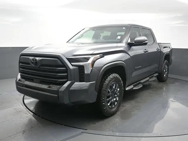 2026 Toyota Tundra SR5 CrewMax 5.5' Bed
