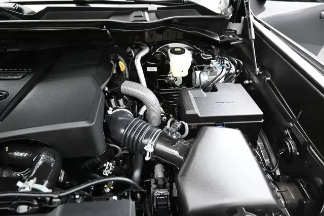 2026 Toyota Tundra SR5 CrewMax 5.5' Bed