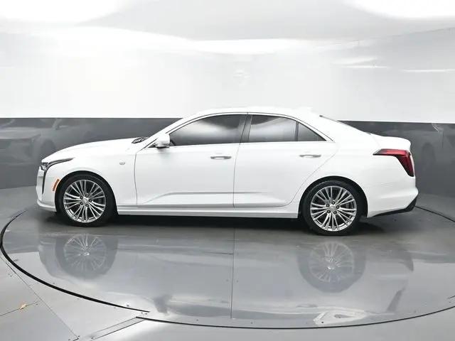 2022 Cadillac CT4 Premium Luxury