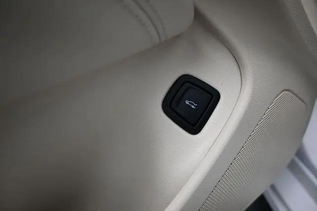 2022 Cadillac CT4 Premium Luxury