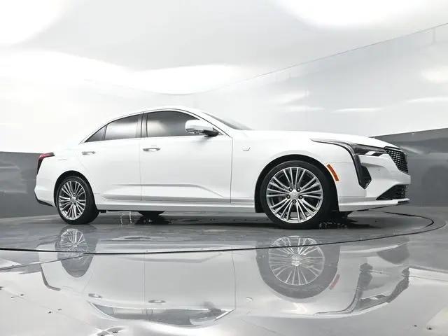2022 Cadillac CT4 Premium Luxury