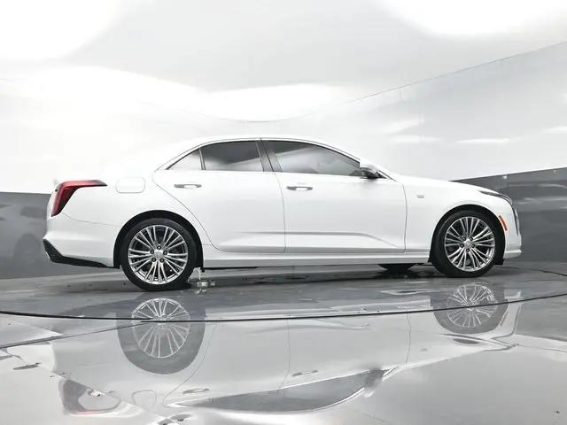 2022 Cadillac CT4 Premium Luxury