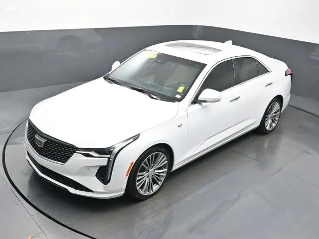 2022 Cadillac CT4 Premium Luxury