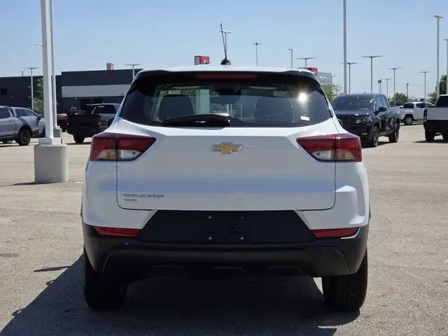 2021 Chevrolet TrailBlazer AWD LS