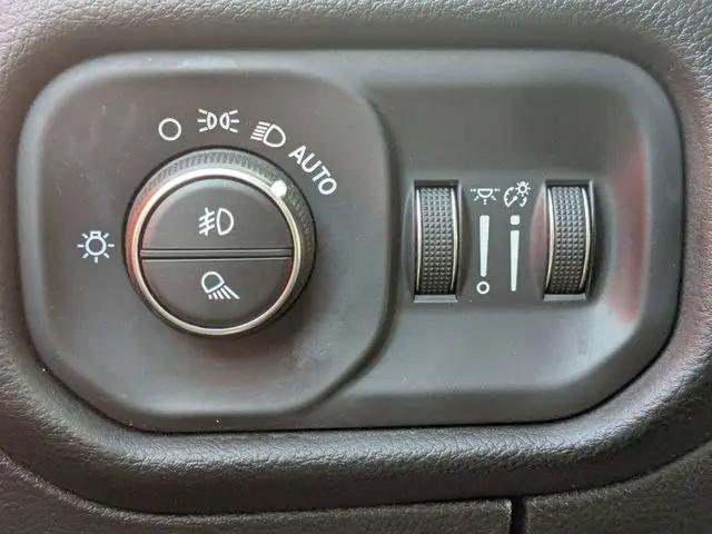 2025 Ram 1500 Rebel Crew Cab 4x4 5'7" Box