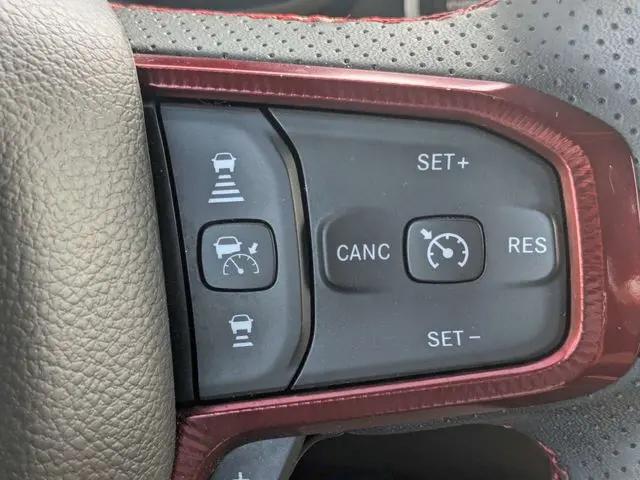 2025 Ram 1500 Rebel Crew Cab 4x4 5'7" Box