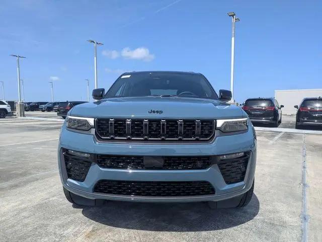 2026 Jeep Grand Cherokee L Summit 4x4