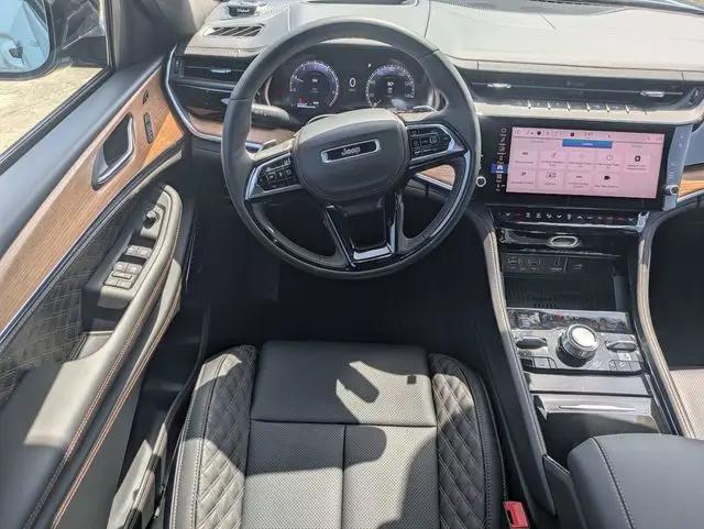 2026 Jeep Grand Cherokee L Summit 4x4
