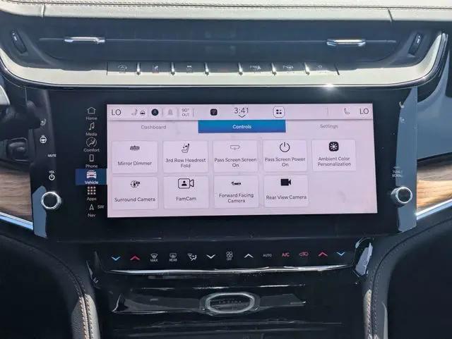 2026 Jeep Grand Cherokee L Summit 4x4