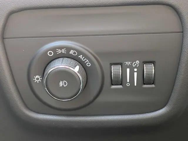 2026 Jeep Grand Cherokee L Summit 4x4