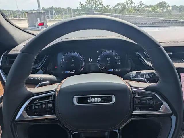 2026 Jeep Grand Cherokee L Summit 4x4