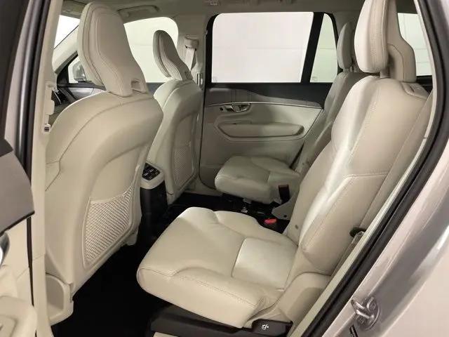 2025 Volvo XC90 Plug-In Hybrid T8 Plus 6-Seater