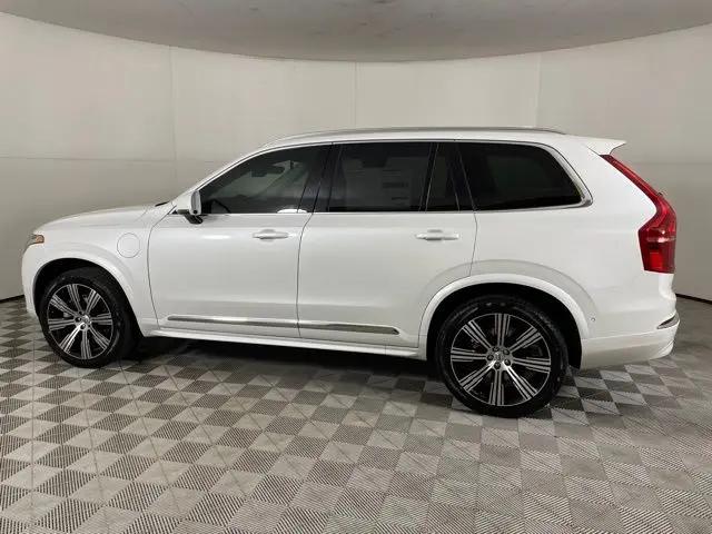 2025 Volvo XC90 Plug-In Hybrid T8 Plus 6-Seater