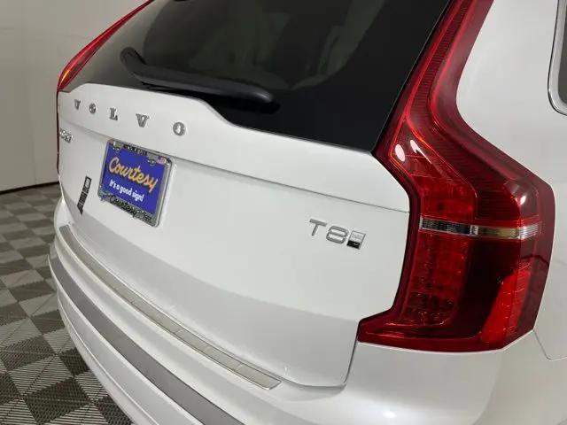2025 Volvo XC90 Plug-In Hybrid T8 Plus 6-Seater