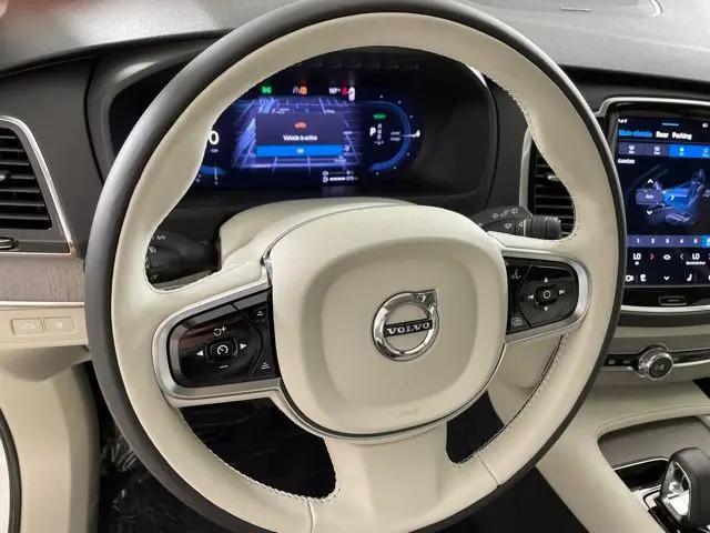 2025 Volvo XC90 Plug-In Hybrid T8 Plus 6-Seater