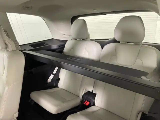 2025 Volvo XC90 Plug-In Hybrid T8 Plus 6-Seater