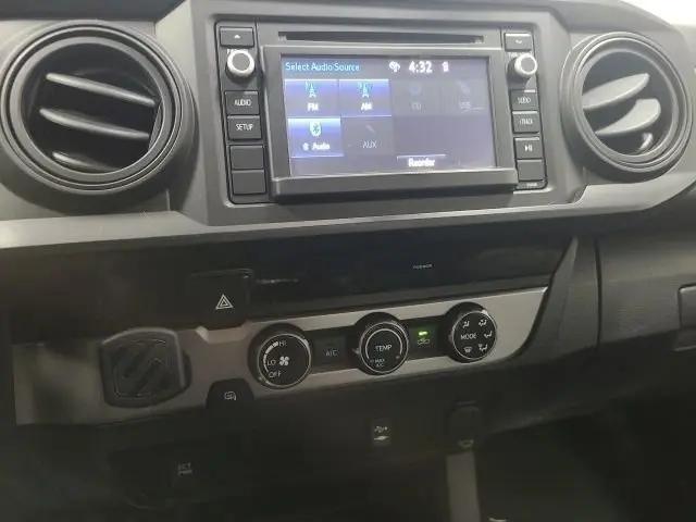 2016 Toyota Tacoma SR