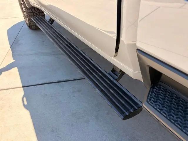 2024 GMC Sierra 2500HD 4WD Crew Cab Standard Bed AT4X