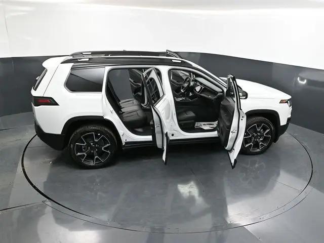 2026 Jeep Cherokee Overland 4x4