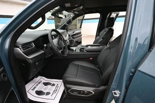 2026 Jeep Grand Wagoneer Limited Reserve 4x4