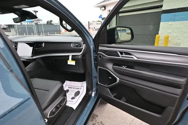 2026 Jeep Grand Wagoneer Limited Reserve 4x4