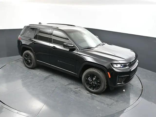 2026 Jeep Grand Cherokee Altitude 4x4