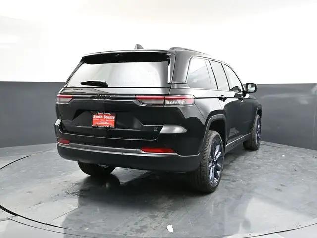 2026 Jeep Grand Cherokee 85th Anniversary Edition
