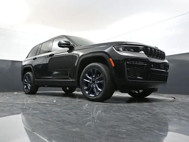 2026 Jeep Grand Cherokee 85th Anniversary Edition