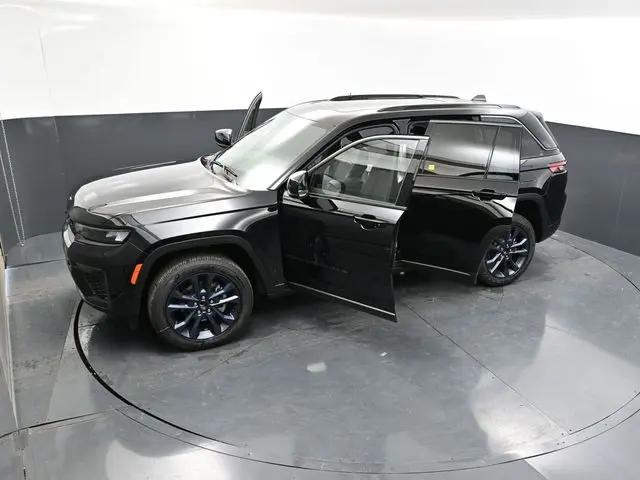 2026 Jeep Grand Cherokee 85th Anniversary Edition