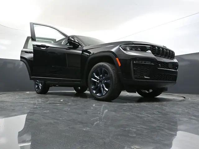 2026 Jeep Grand Cherokee 85th Anniversary Edition