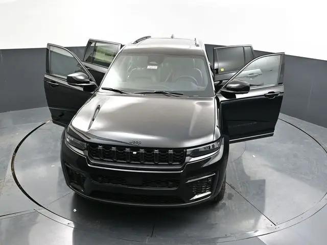 2026 Jeep Grand Cherokee 85th Anniversary Edition