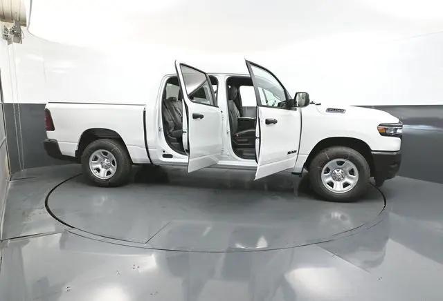 2026 Ram 1500 Tradesman Crew Cab 4x4 57 Box