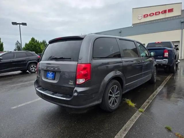 2016 Dodge Grand Caravan R/T
