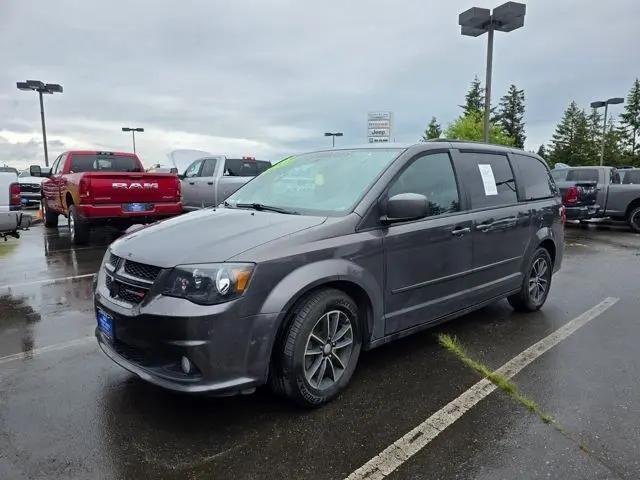 2016 Dodge Grand Caravan R/T