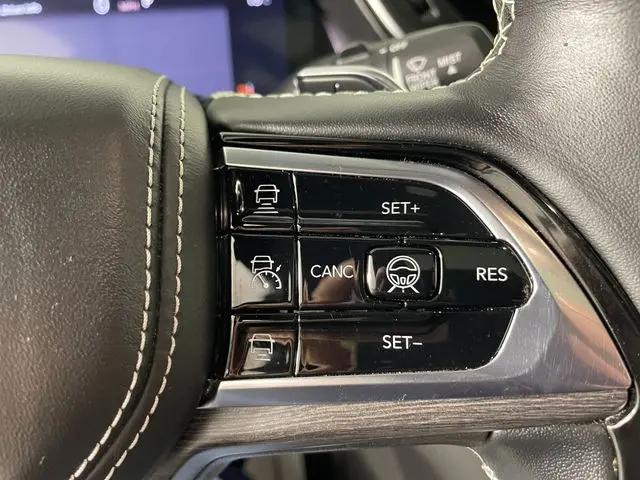 2023 Jeep Grand Cherokee L Overland 4x4