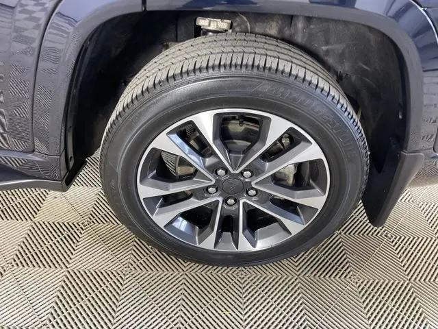 2023 Jeep Grand Cherokee L Overland 4x4