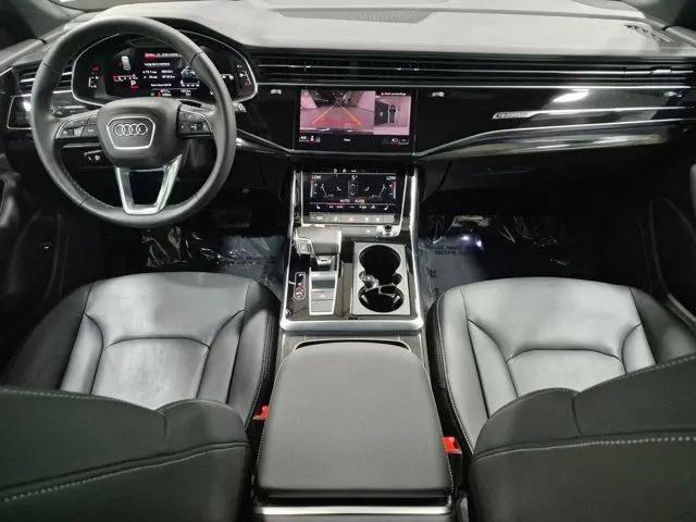 2025 Audi Q8 Premium 55 TFSI quattro