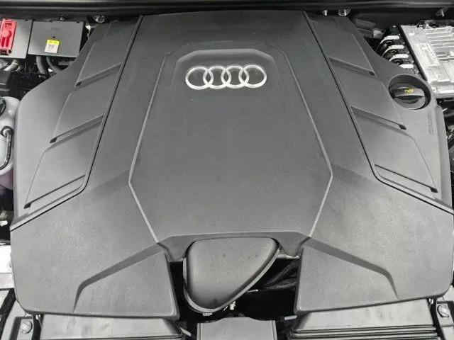 2025 Audi Q8 Premium 55 TFSI quattro