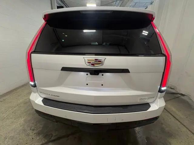 2025 Cadillac Escalade Sport