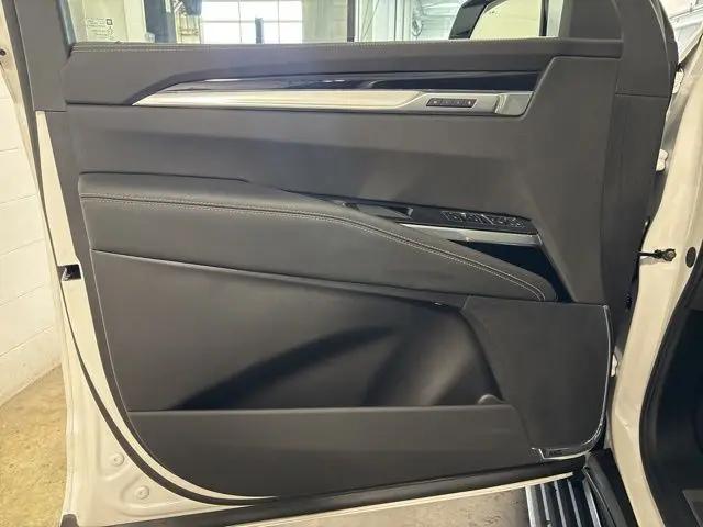 2025 Cadillac Escalade Sport