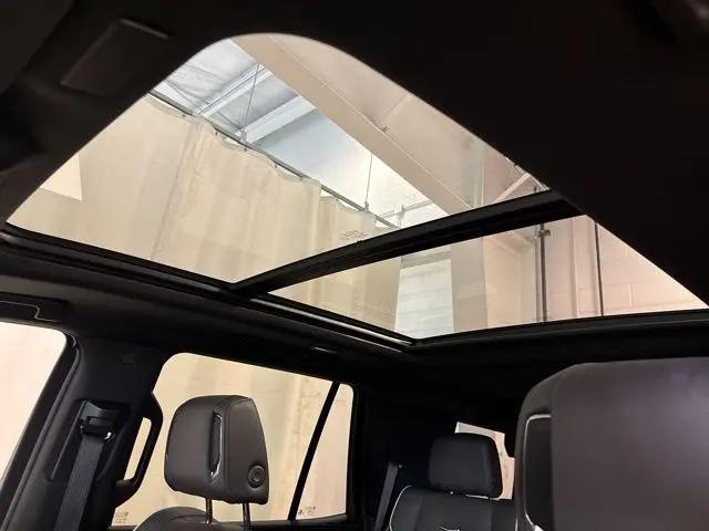 2025 Cadillac Escalade Sport