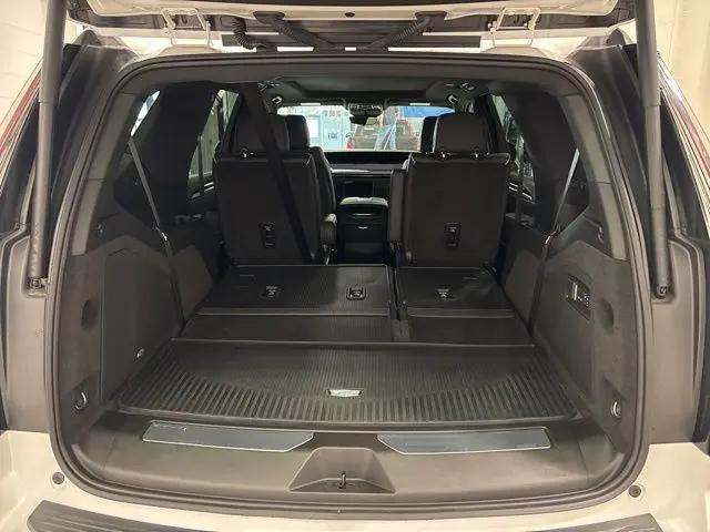 2025 Cadillac Escalade Sport