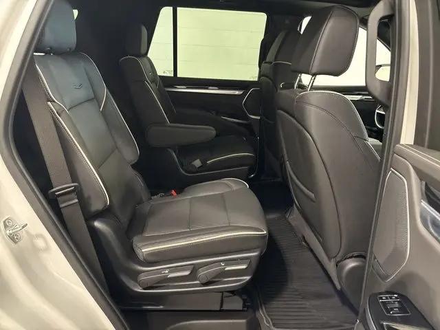 2025 Cadillac Escalade Sport