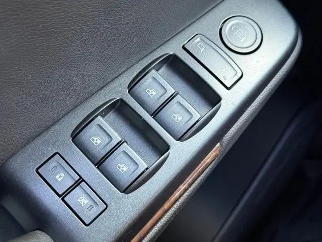 2018 Chevrolet Suburban LS