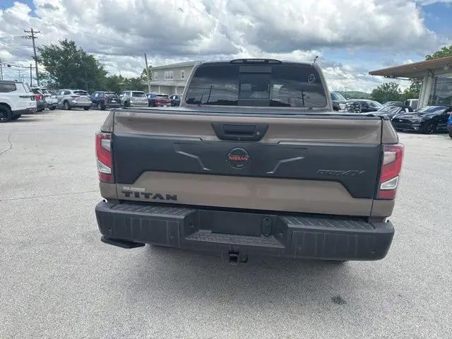 2021 Nissan Titan Crew Cab PRO-4X 4x4